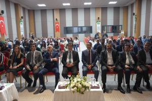 Yapay Zeka Çağında İşletmelerin Gelecek Stratejileri ve Riskler Programı